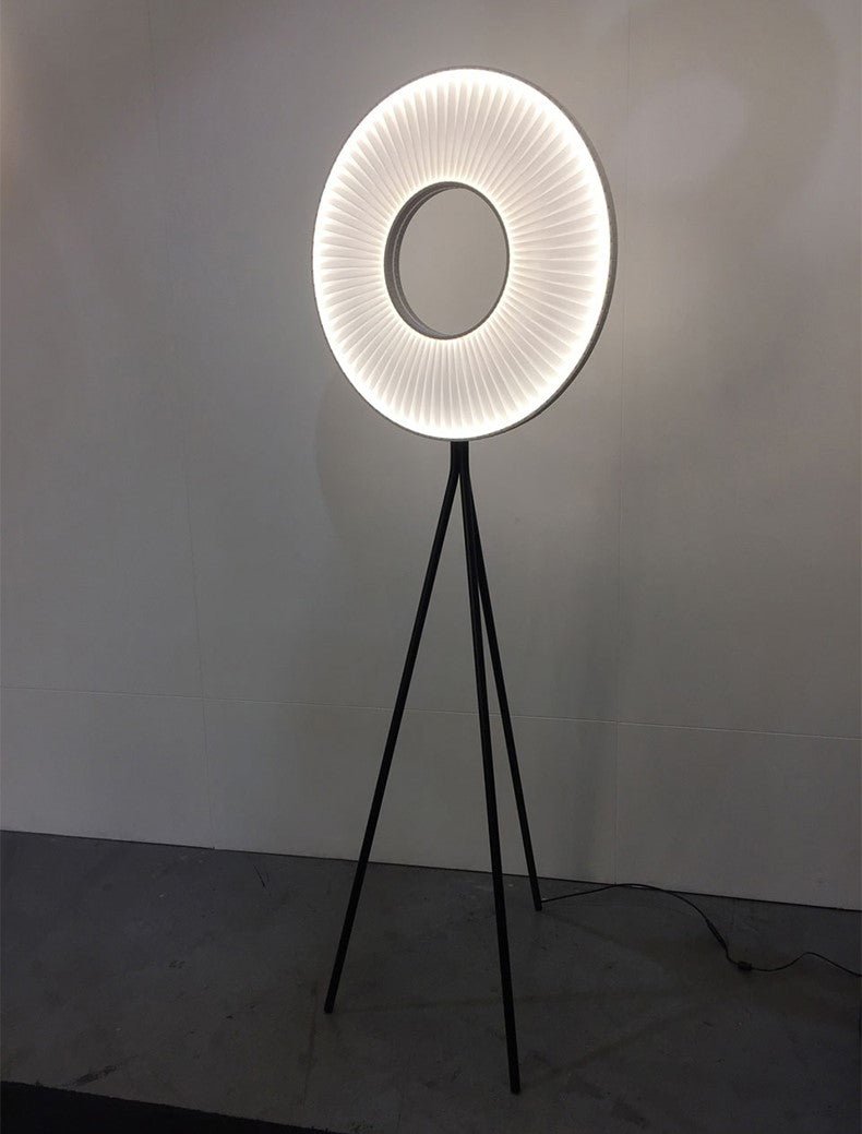 Blatten | Minimalistic LED Lamp With Fabric Pleats