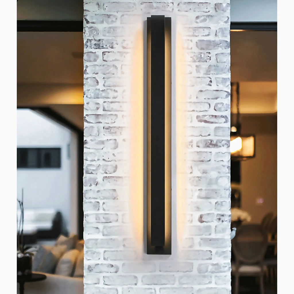 Alice Castello | Modern Black Vintage Aluminum LED Wall Sconce