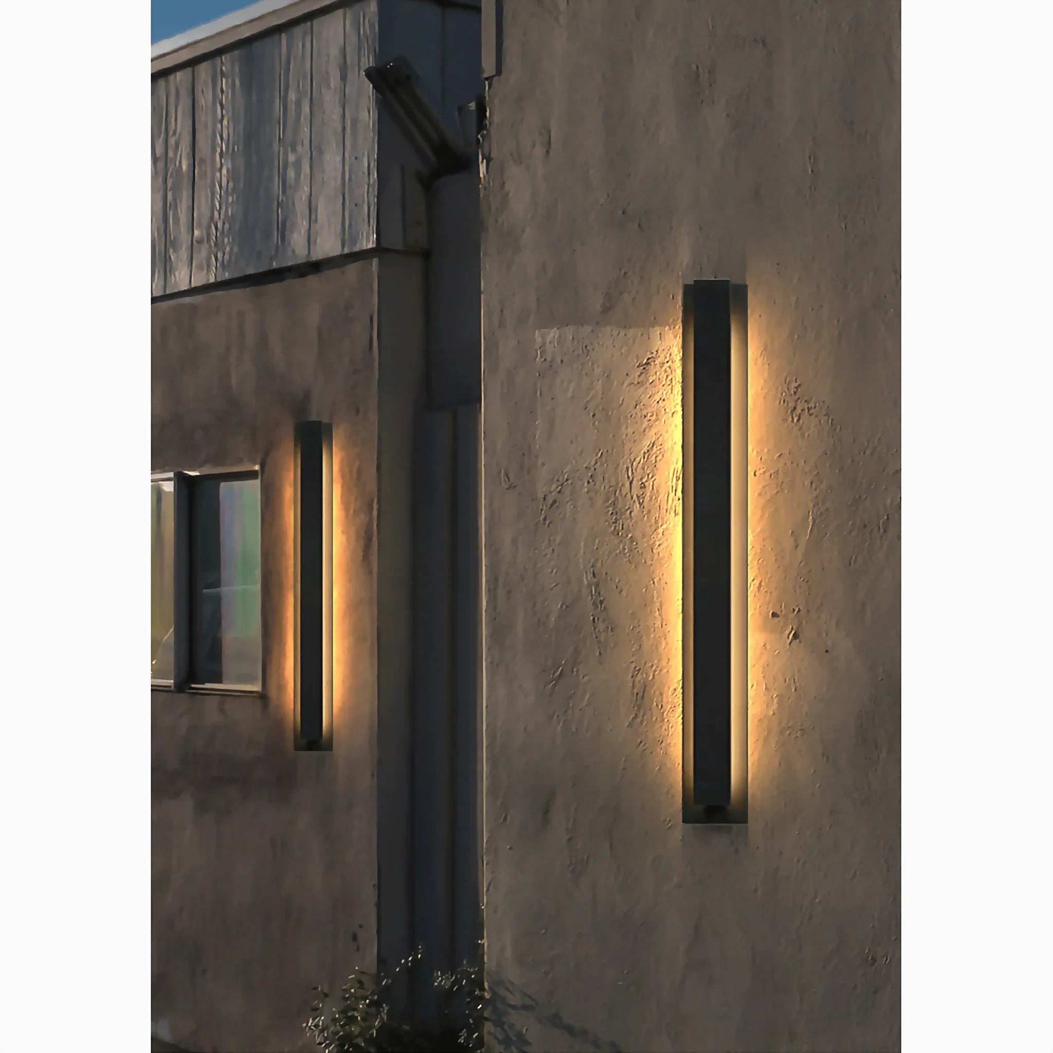 Alice Castello | Modern Black Vintage Aluminum LED Wall Sconce