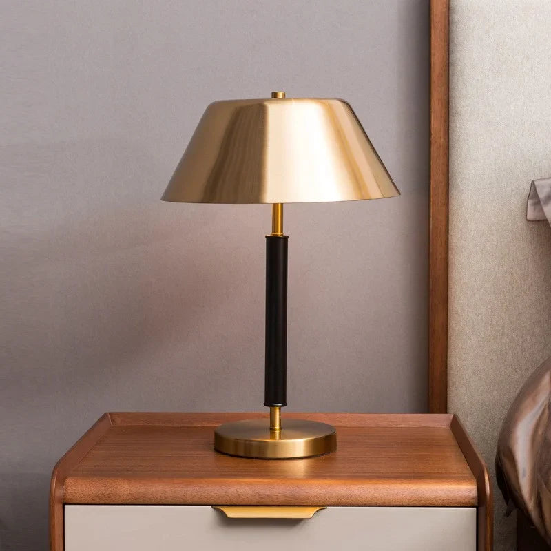 Guttannen | Contemporary LED Desk Lamp for Living Room, Bedroom, Dressing Room