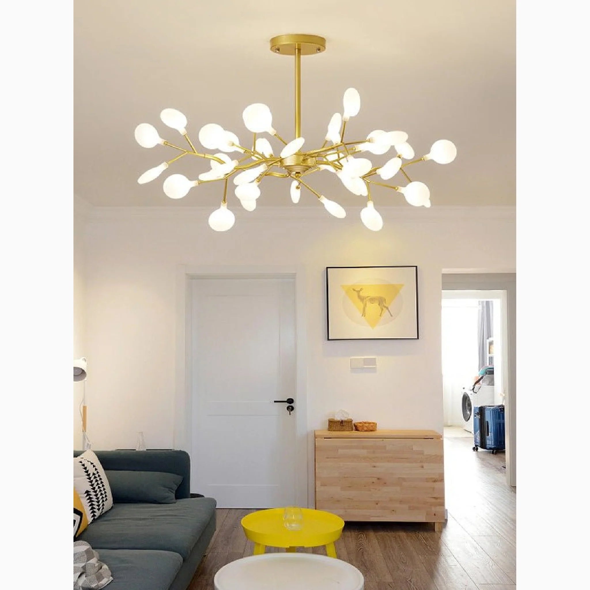 Altavilla Vicentina | Gold/Black Nordic Design Flower LED Chandelier