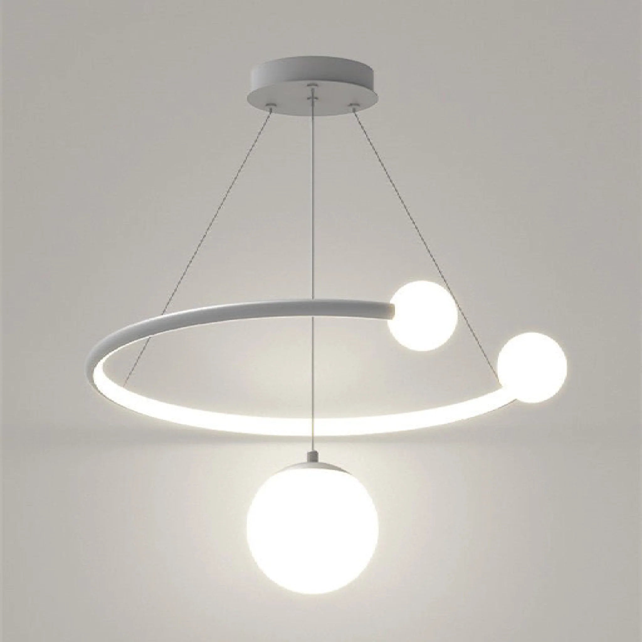 Broc | Pendant Lamp in the Shape of Hanging Balls