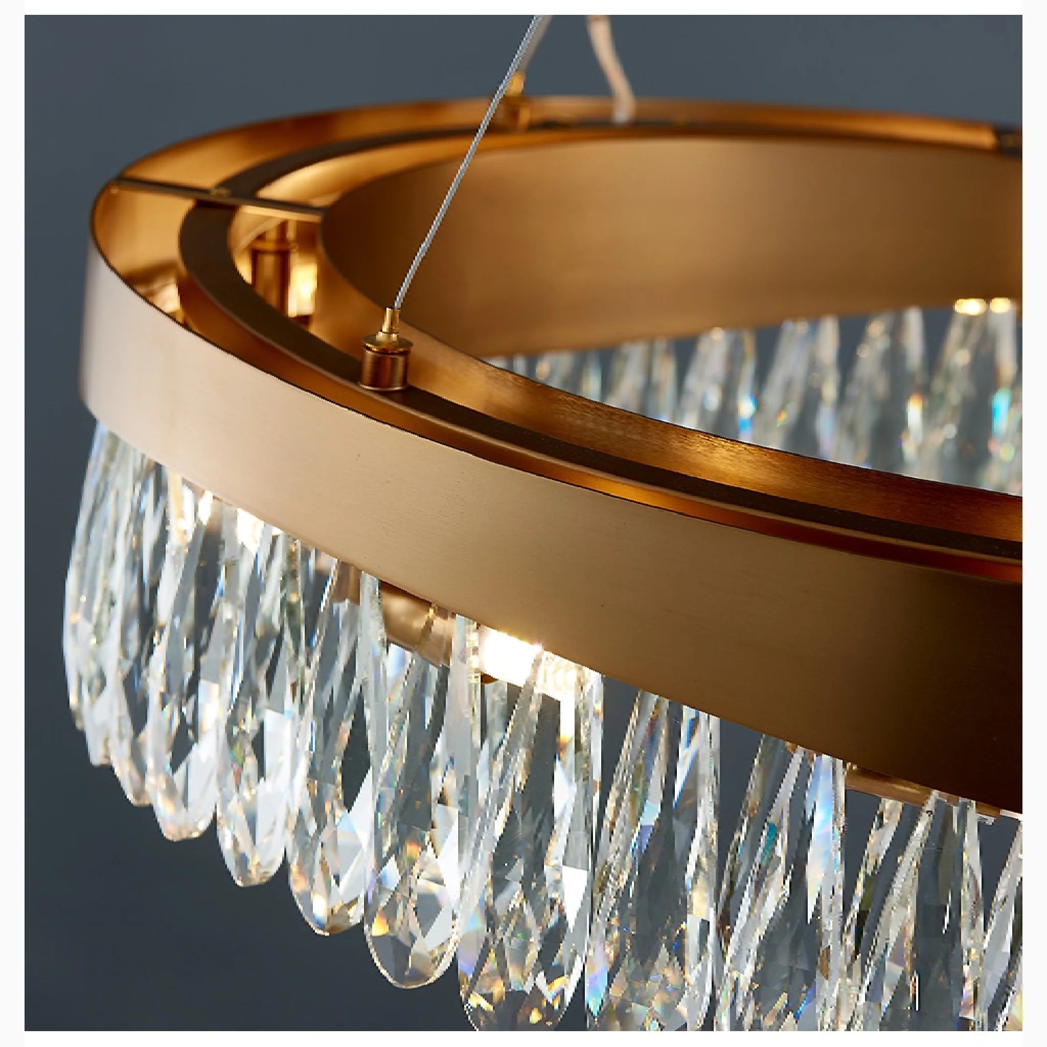 Capo Noli | New Modern Wave-shaped Crystal Chandelier
