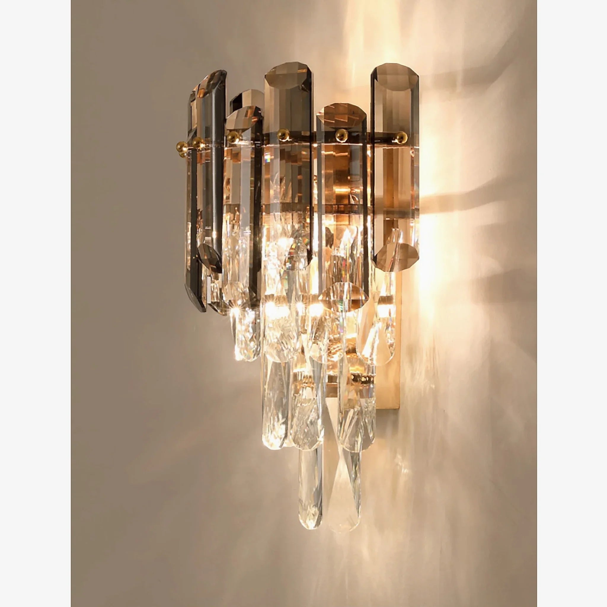 Cordoba | Smokey gray crystal wall lamp
