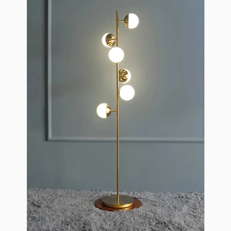 Diemtigen | Elegant Golden Metal LED Floor Lamp With Acrylic Balls