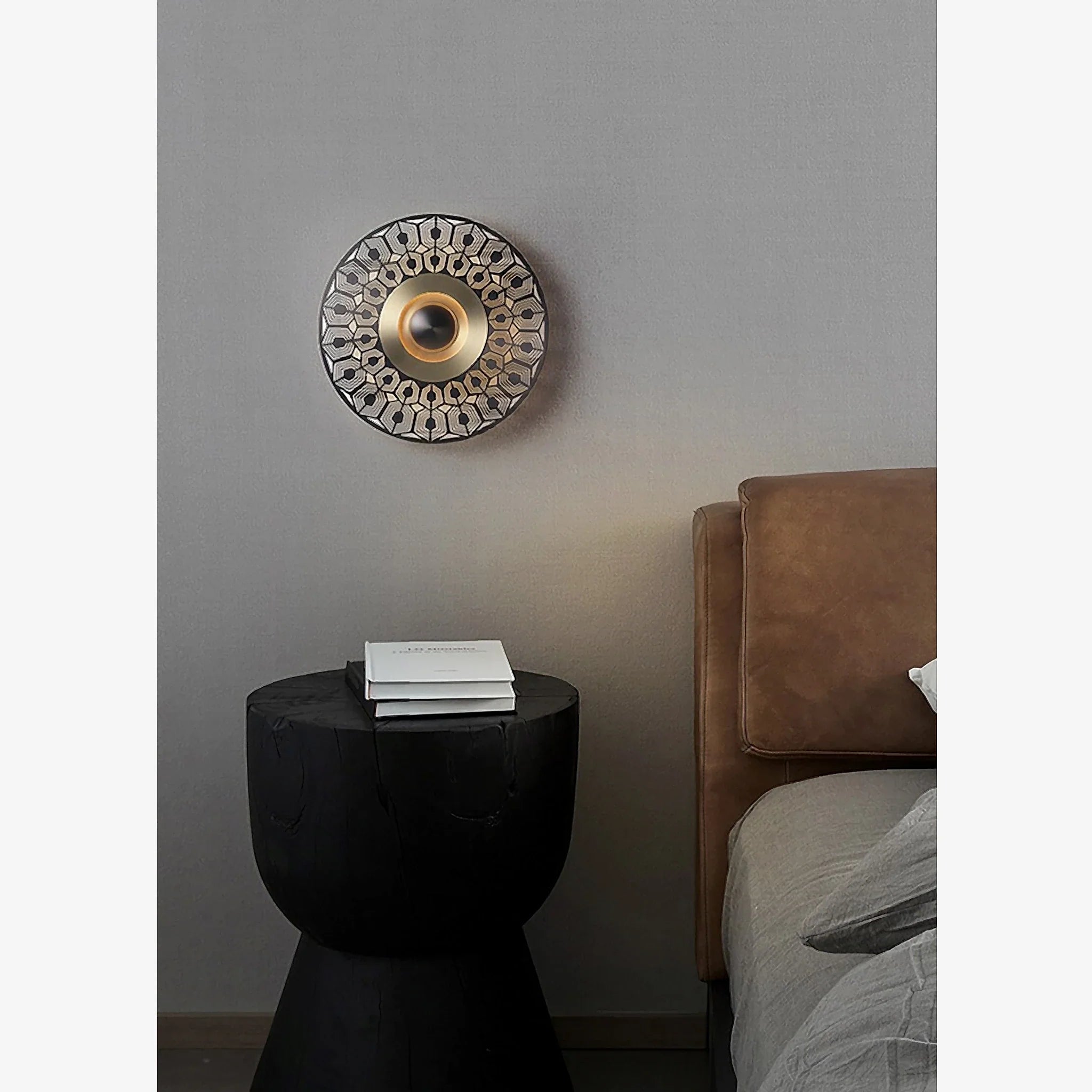 Ferrol | Gold/Black Modern LED wall lamp