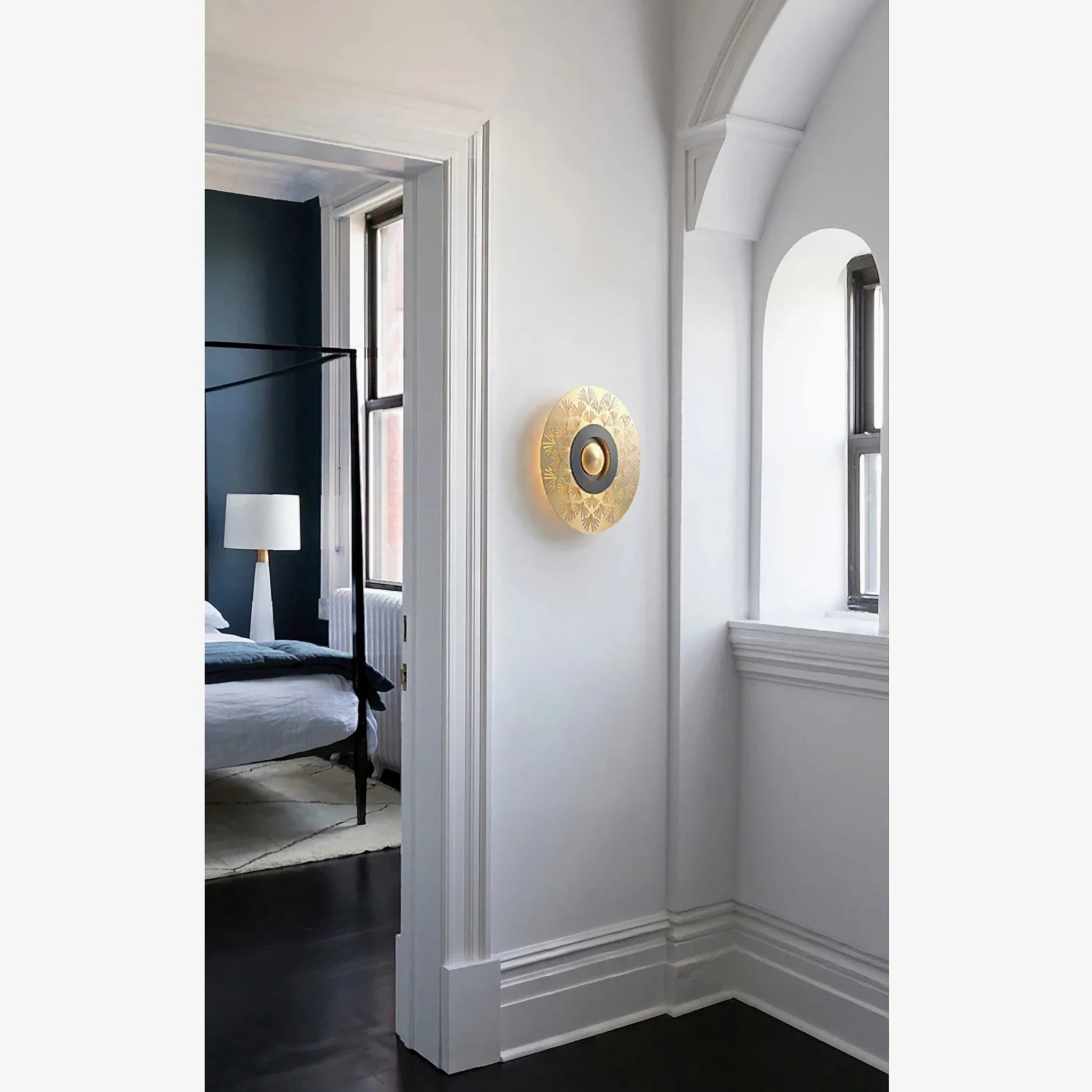 Ferrol | Gold/Black Modern LED wall lamp