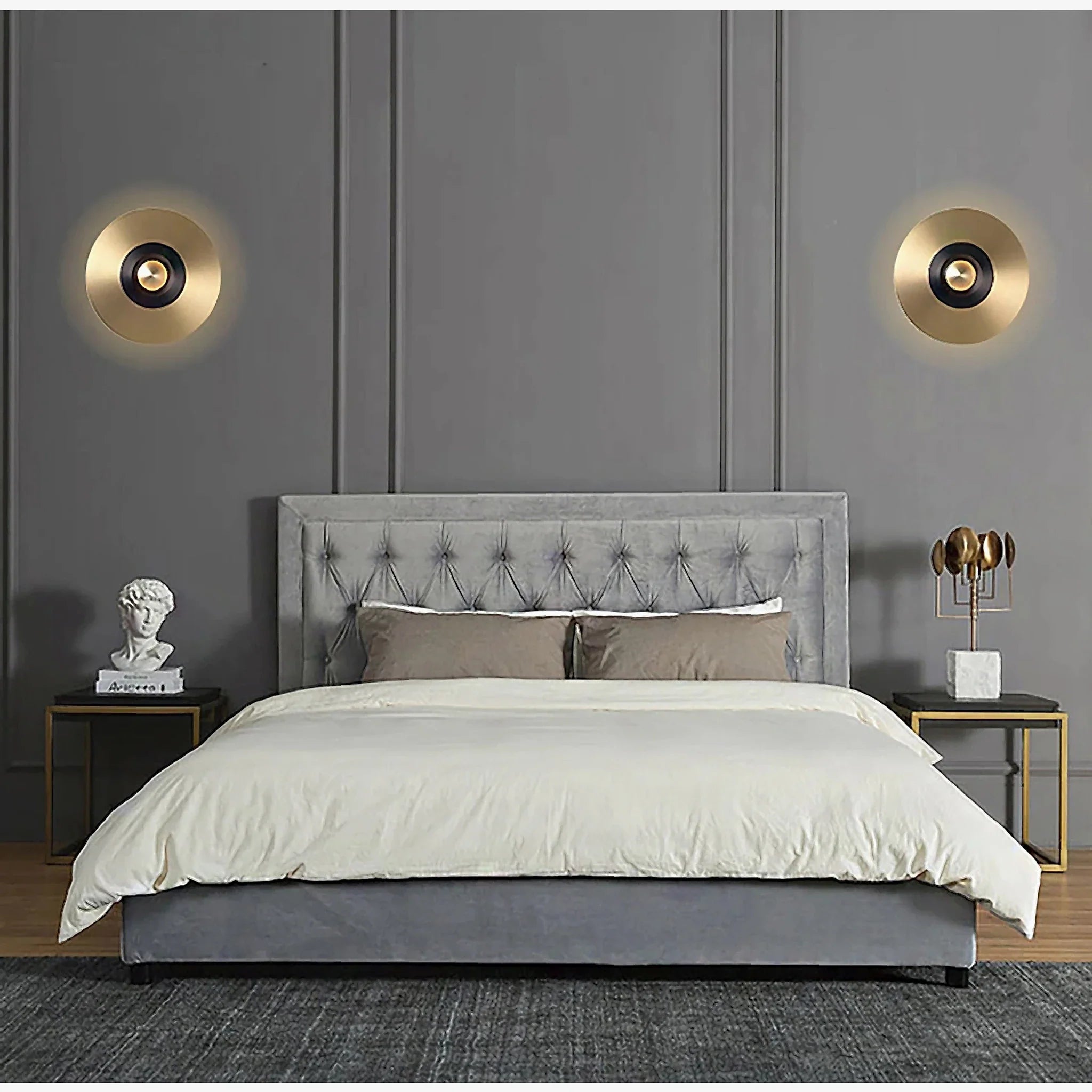 Ferrol | Gold/Black Modern LED wall lamp
