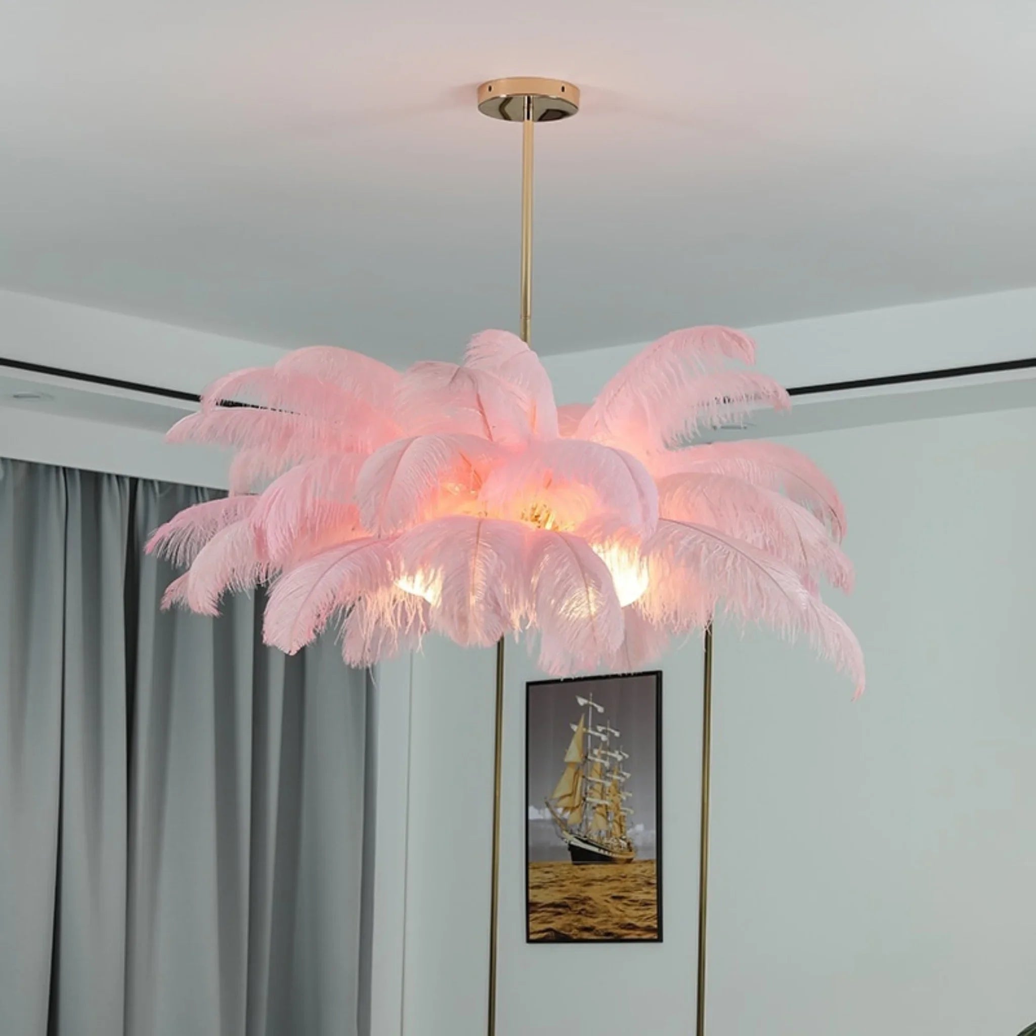 Gembloux | Pink/White Feather Round Chandelier