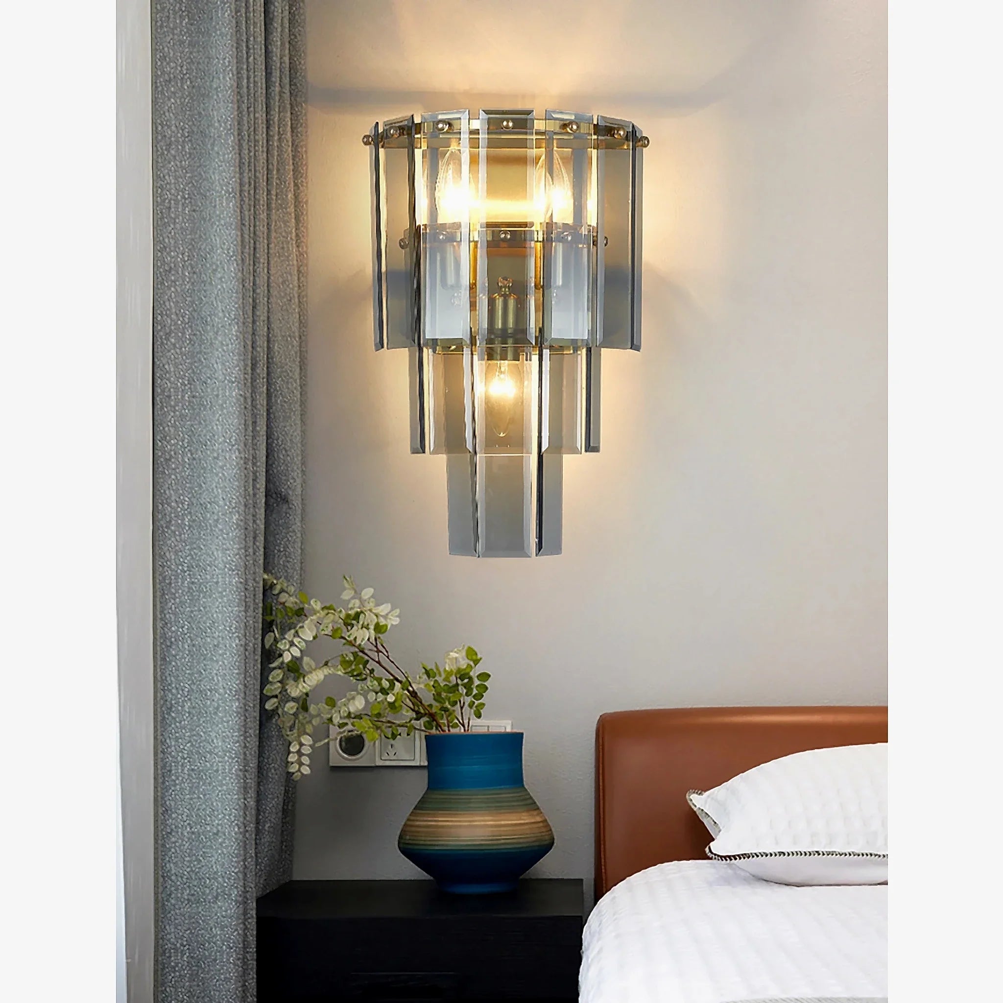 Gernika | Gold/Blue Frosted glass Wall Lamp
