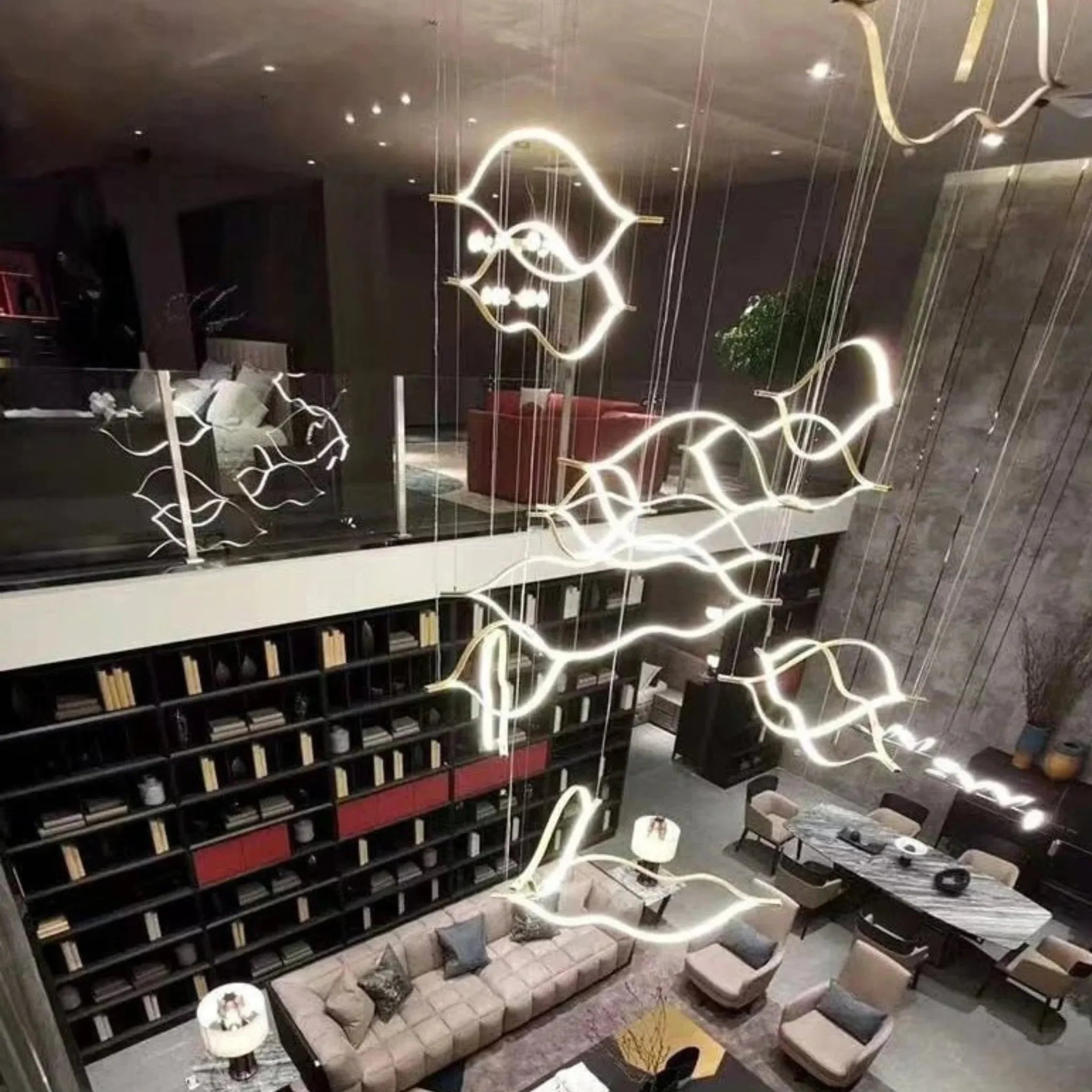 Kussnacht | Creative Gold Wave Chandelier for Dining Room