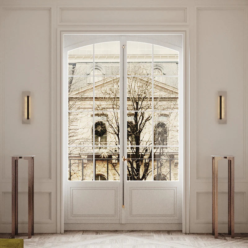 Oberhofen am Thunersee | Minimalistic Black Rectangular Wall Lamp