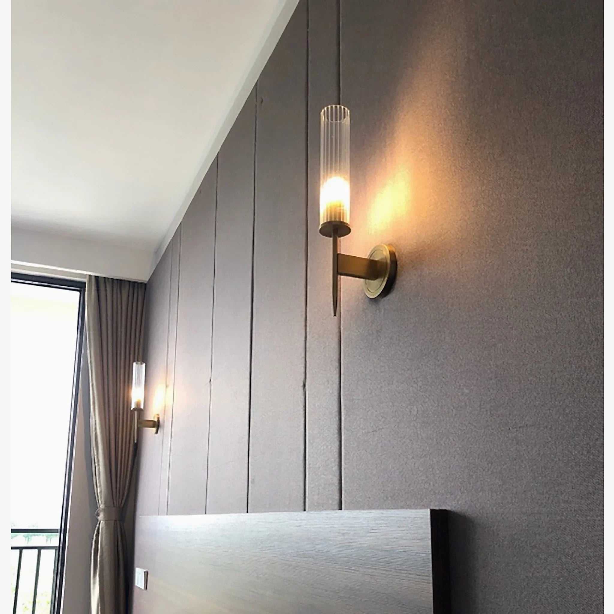 Palma | Bedside Wall Lamp made of Brass