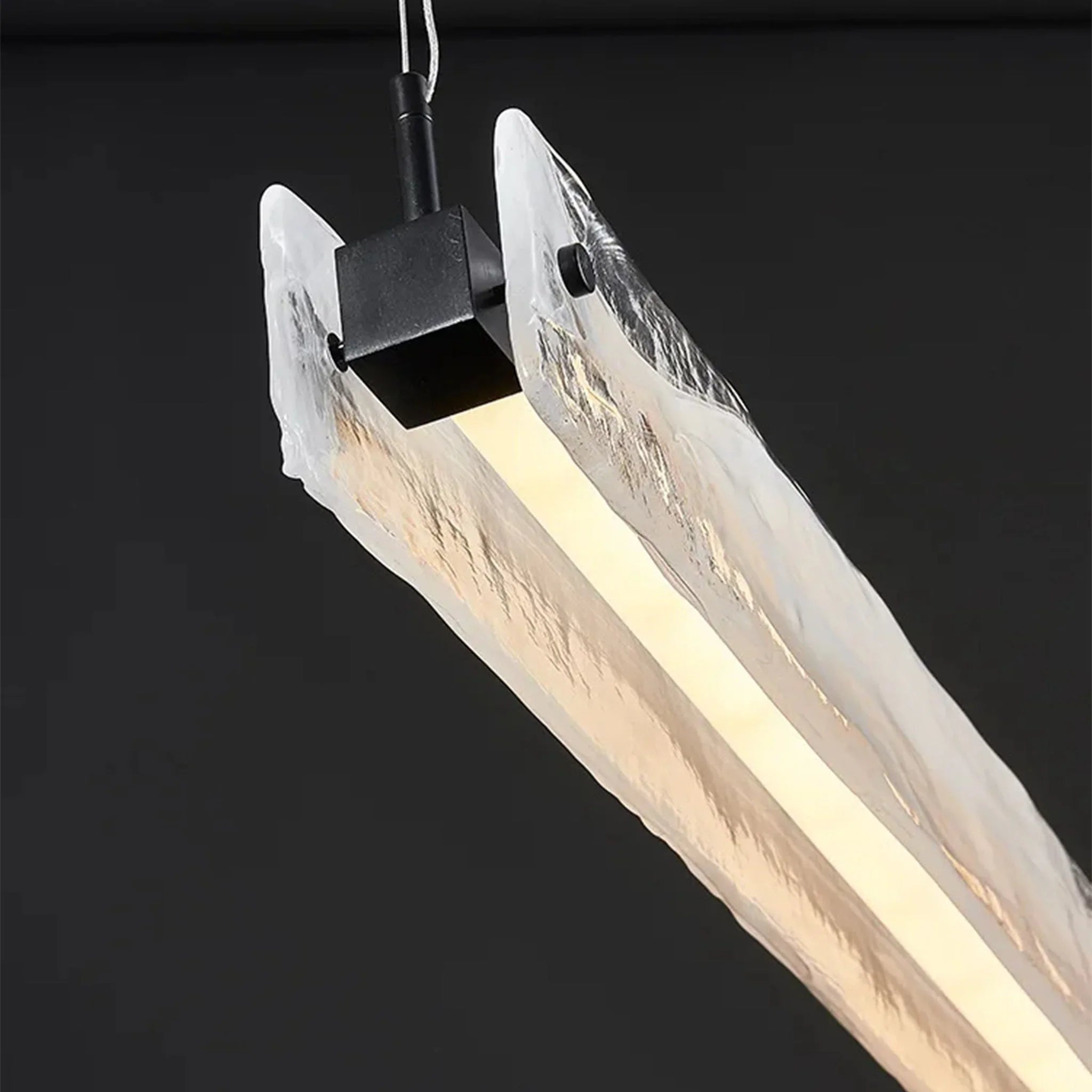Saanen | Luxury Modern Rectangle Chandelier for Kitchen Island