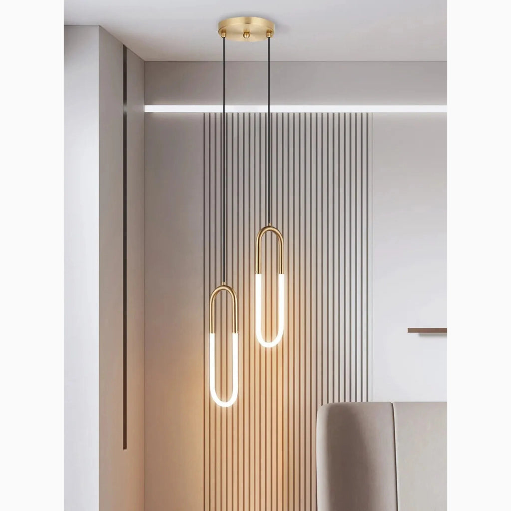 Saint-Martin-d'Entraunes | Paper Clip-Shaped Lighting Fixture