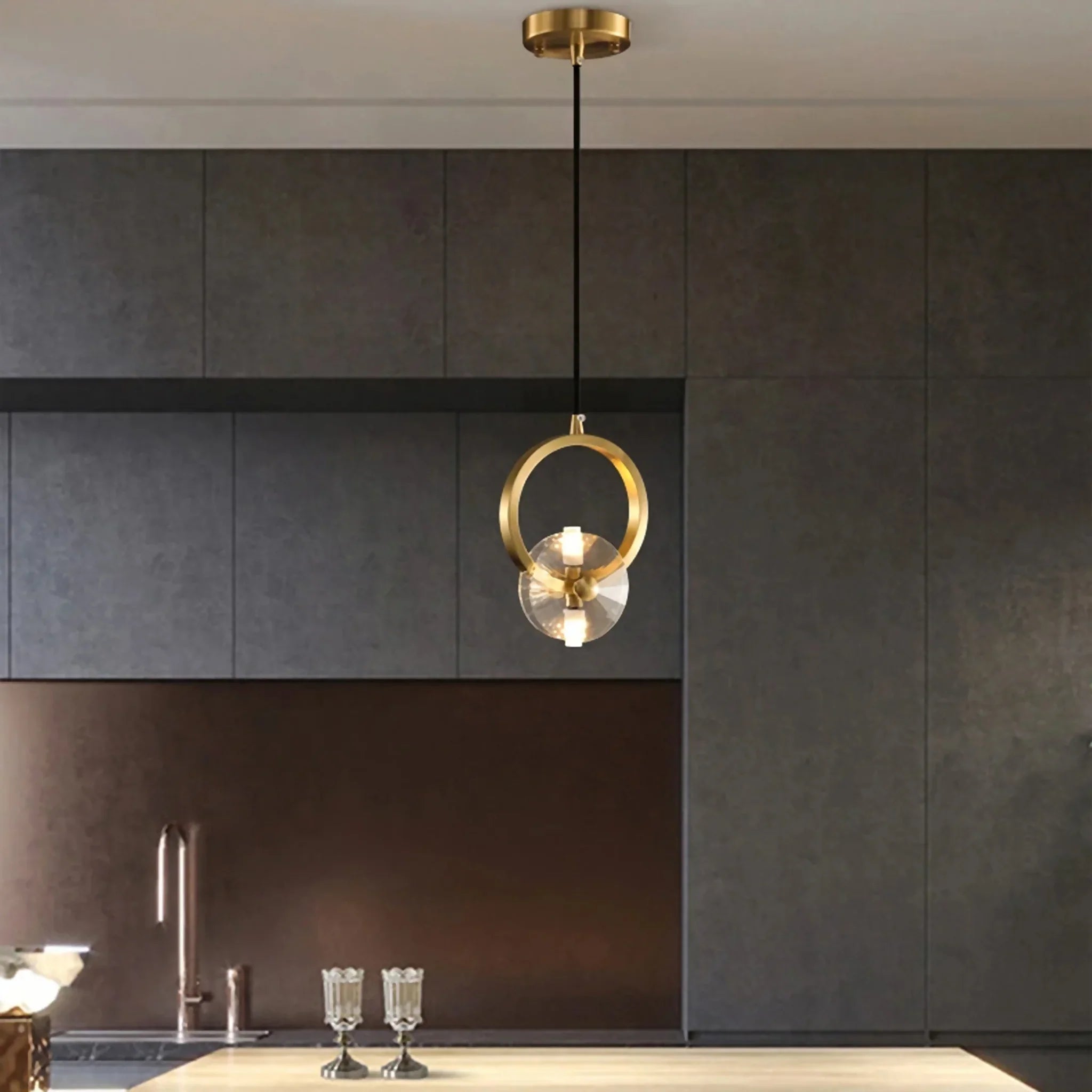 Spiez | Chic Gold Pendant Chandelier with Crystals