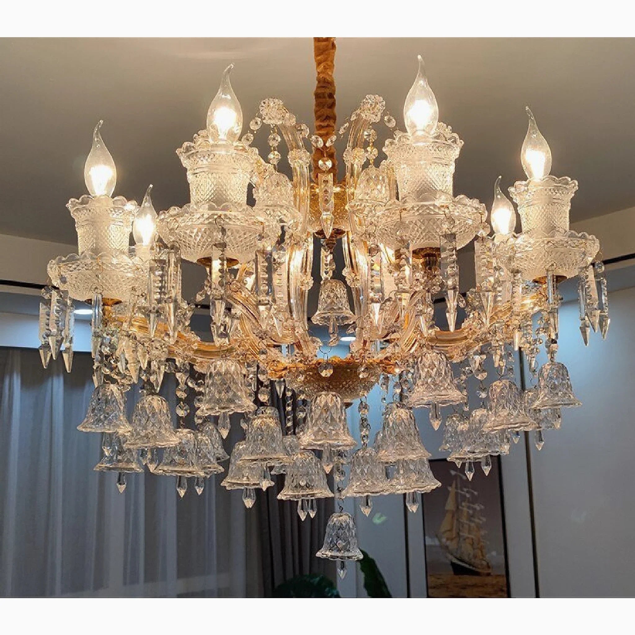 Villars-sur-Glane | European-style Wind Chime Luxury Crystal Candle Chandelier