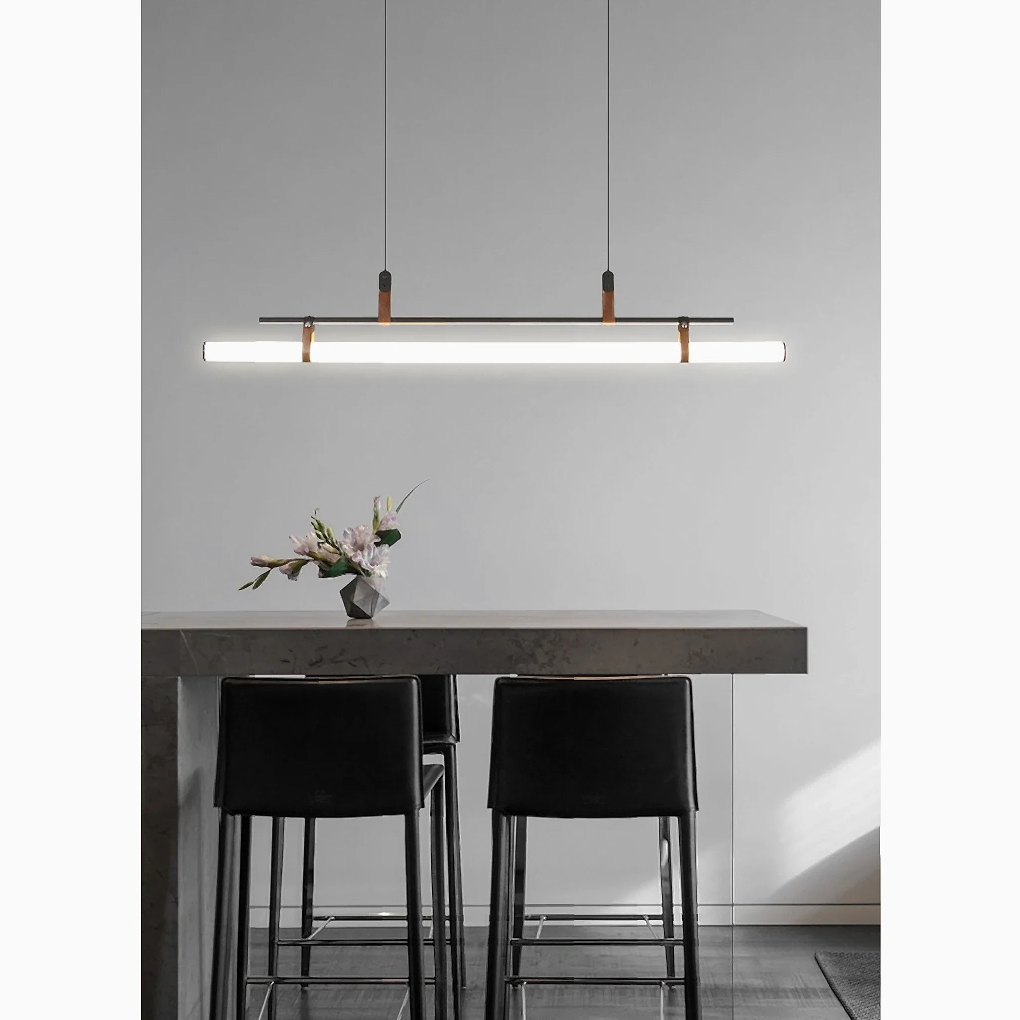 Chateauneuf-d'Entraunes | Horizontal Long Bar Pendant Lamp