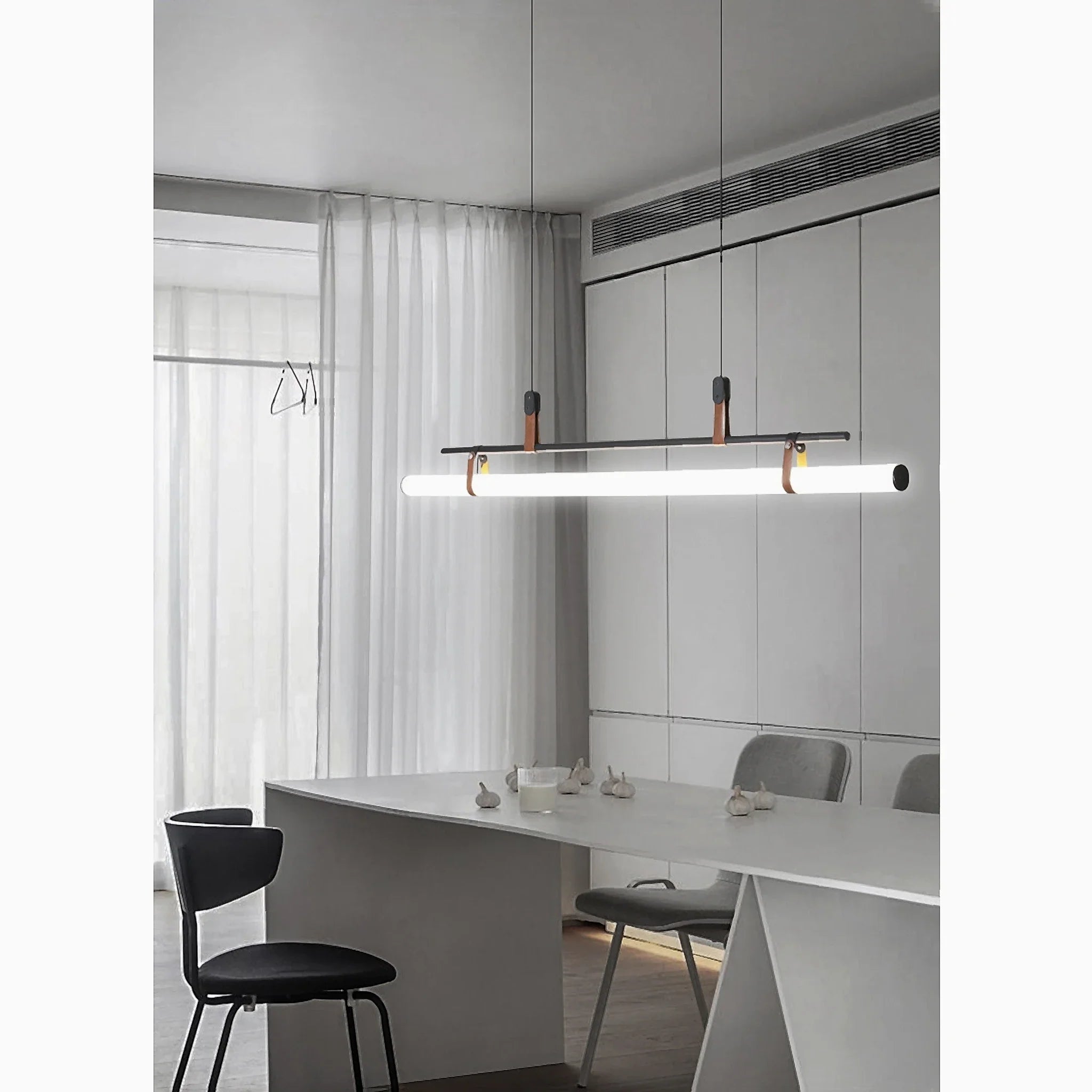 Chateauneuf-d'Entraunes | Horizontal Long Bar Pendant Lamp