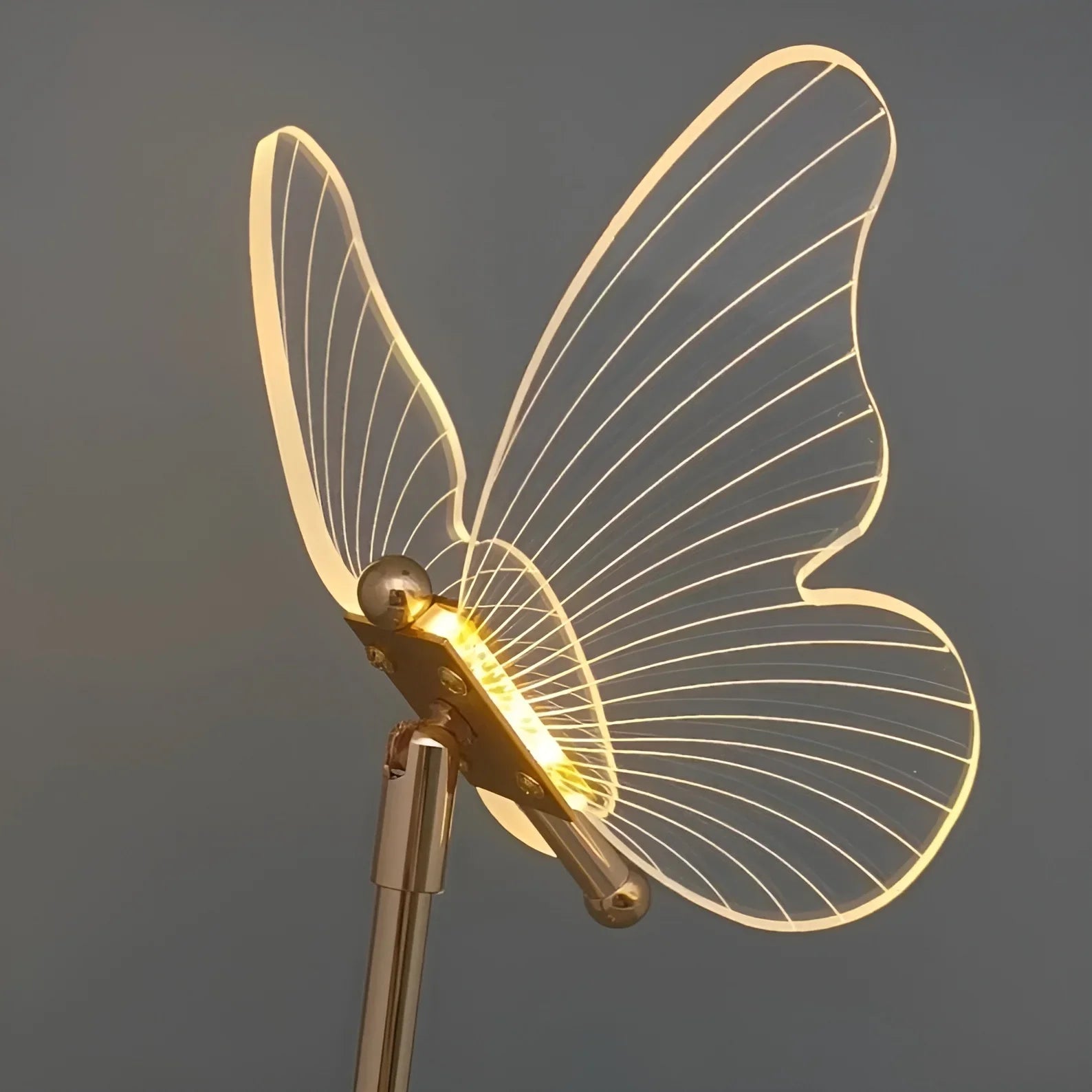Heiden | Magic Table LED Lamp in the Shape of Butterfly