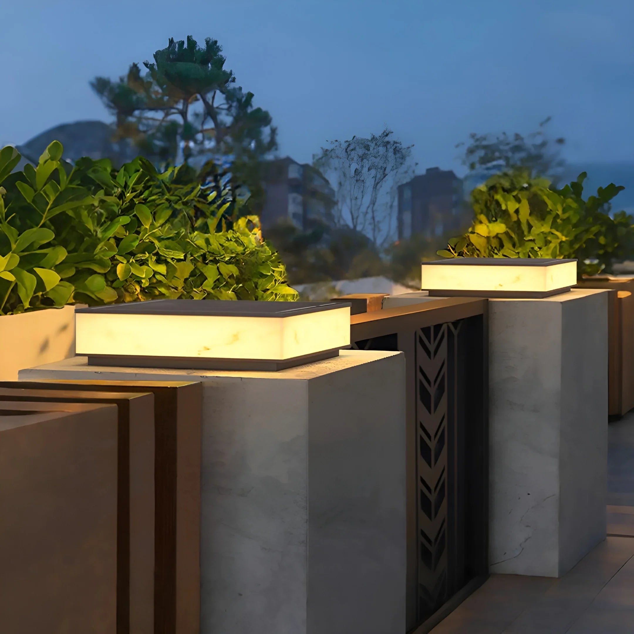 Marble-Finish Outdoor Solar Pillar Light for Garden & Villa