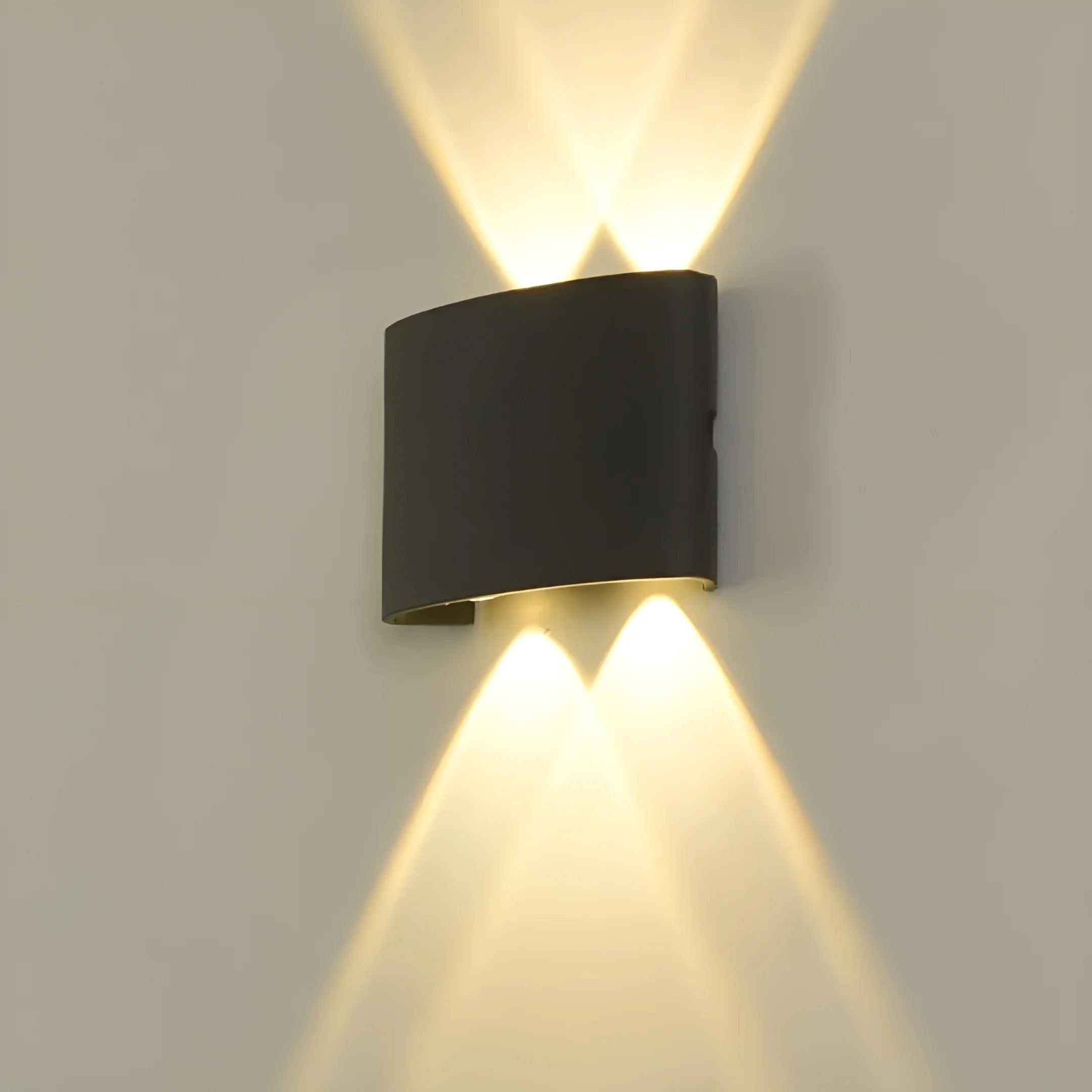 Minimalist Outdoor LED Wall Light - Black Aluminum Modern Fixture